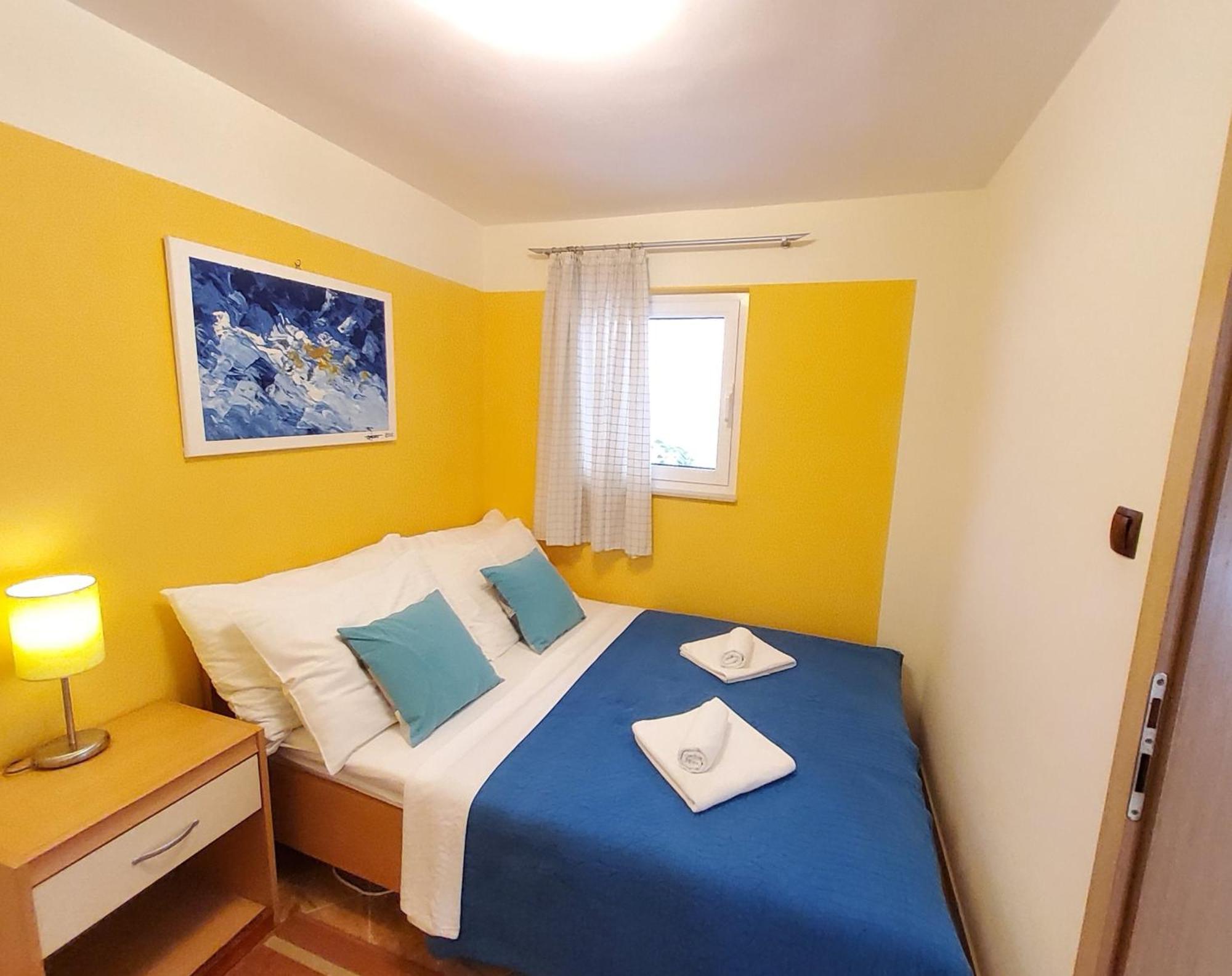 Apartments Petra I Karlo Turanj Room photo